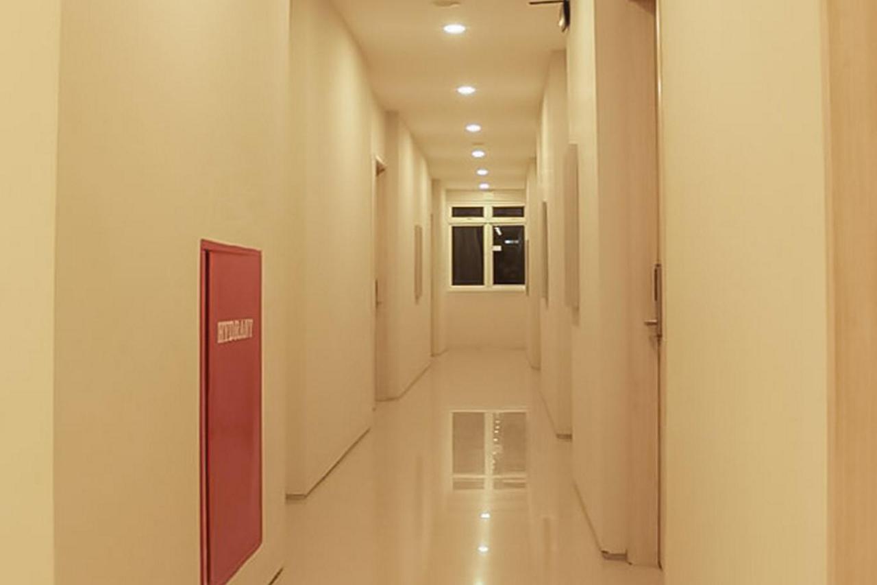 Hotel Mutiara Mitra Reddoorz Padangsidimpuan Eksteriør bilde