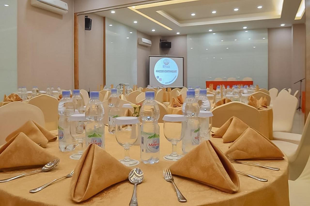 Hotel Mutiara Mitra Reddoorz Padangsidimpuan Eksteriør bilde