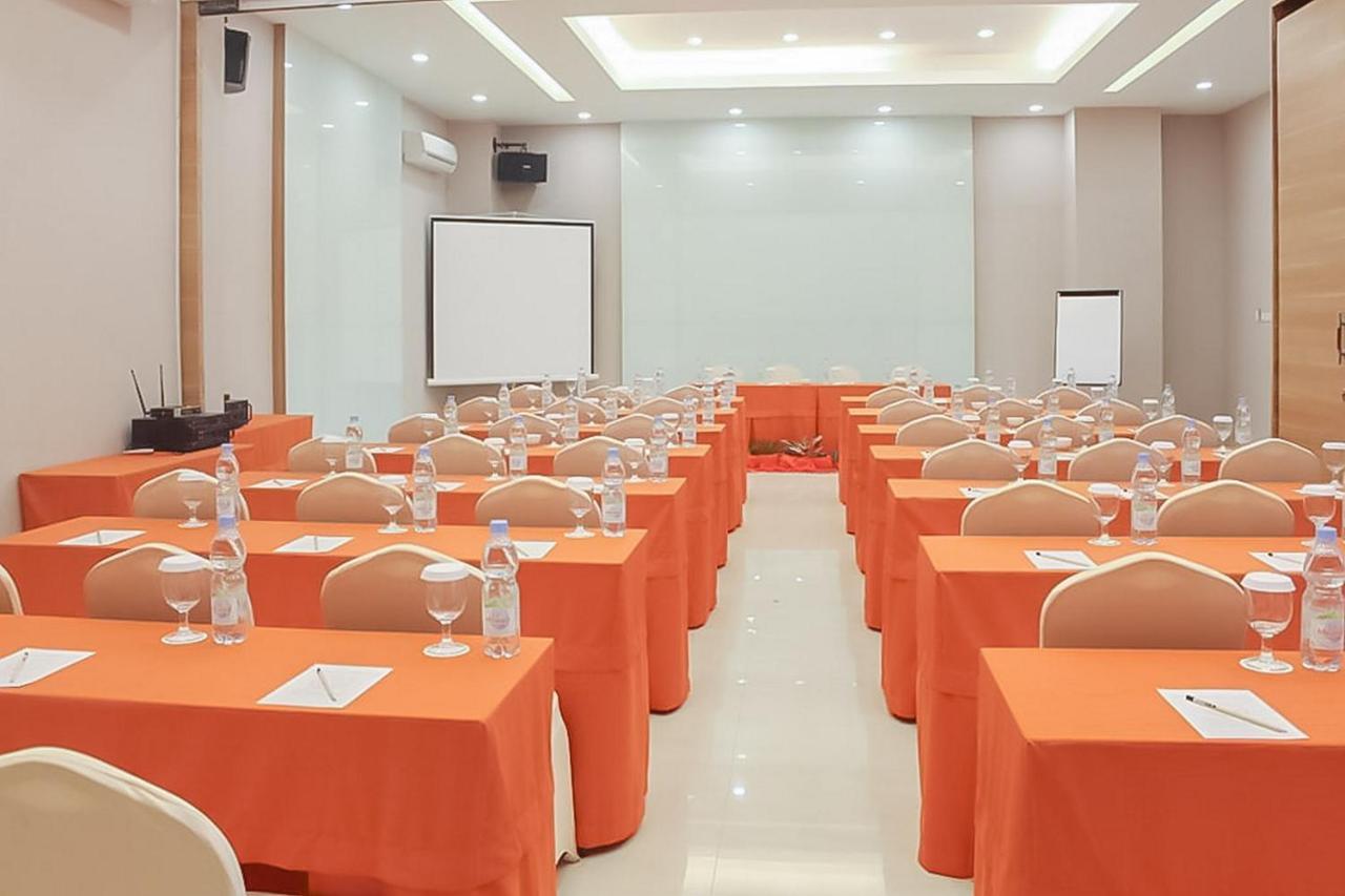 Hotel Mutiara Mitra Reddoorz Padangsidimpuan Eksteriør bilde